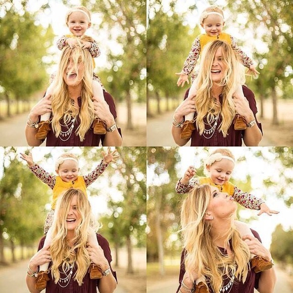 Meet your Posher, Stephanie - Picture 2 of 2